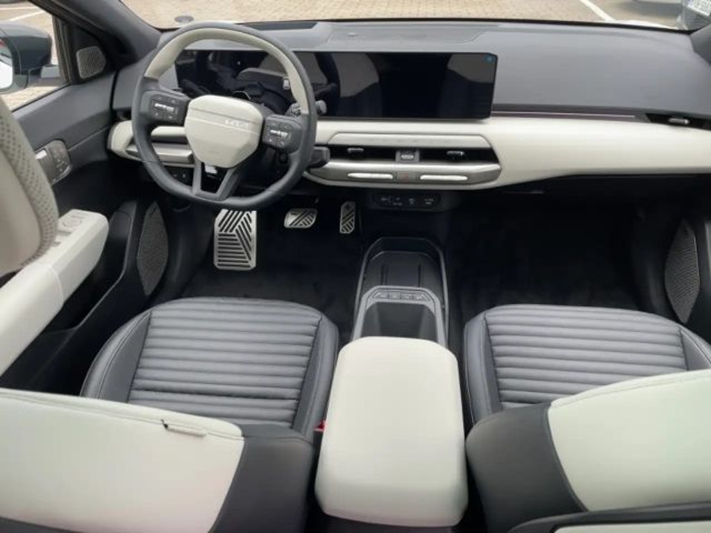Kia EV4