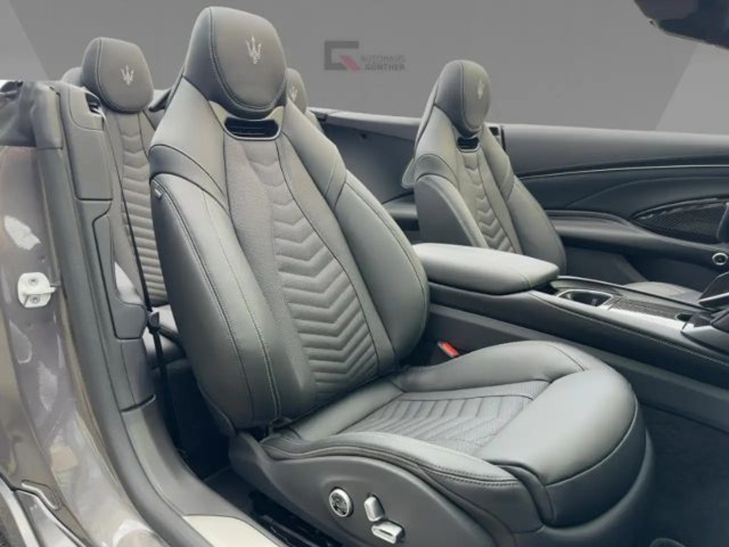 Maserati GranCabrio