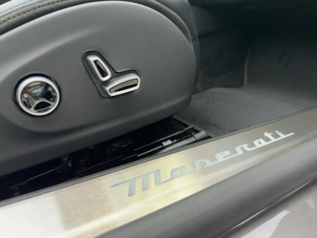 Maserati GranCabrio