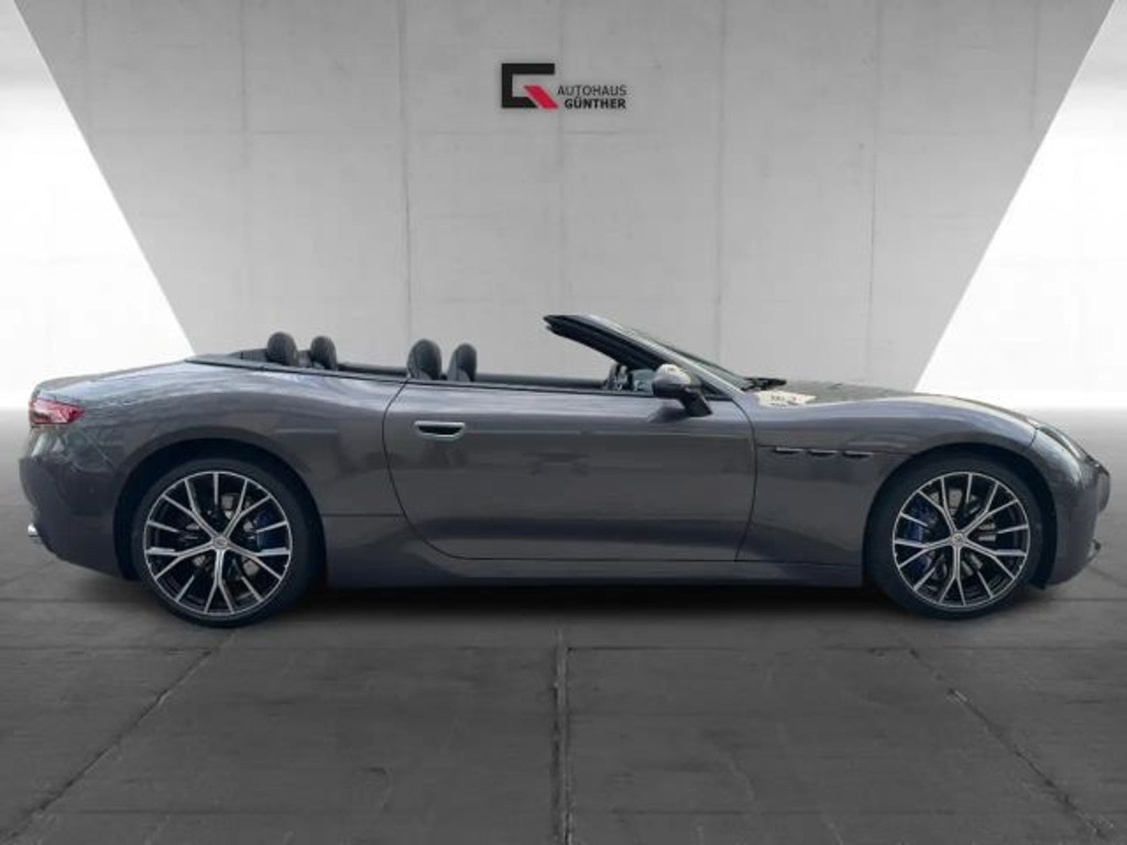 Maserati GranCabrio