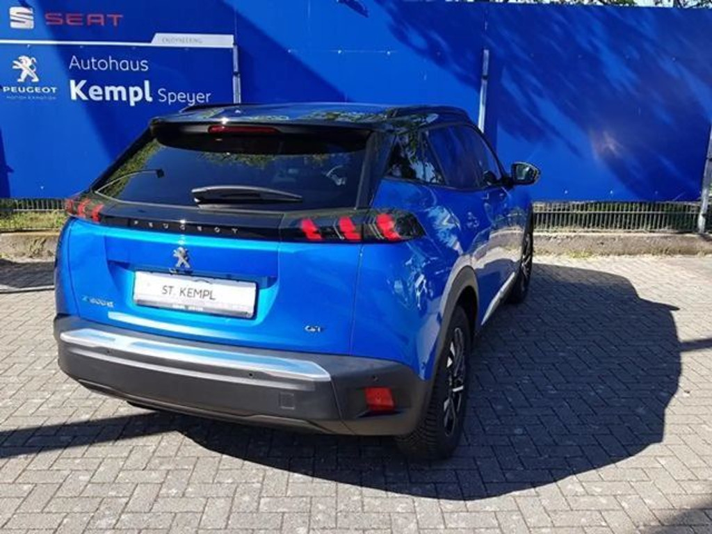 Peugeot e-2008