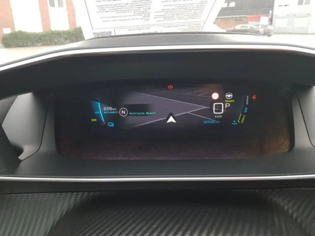 Peugeot e-2008
