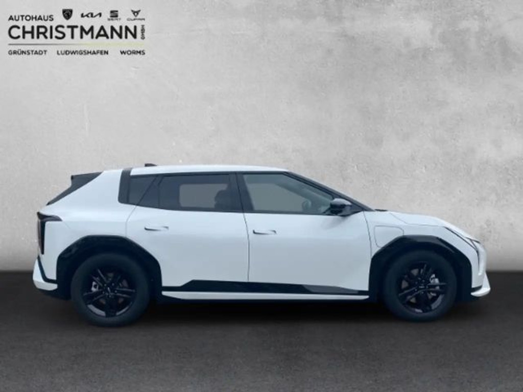 Kia EV4