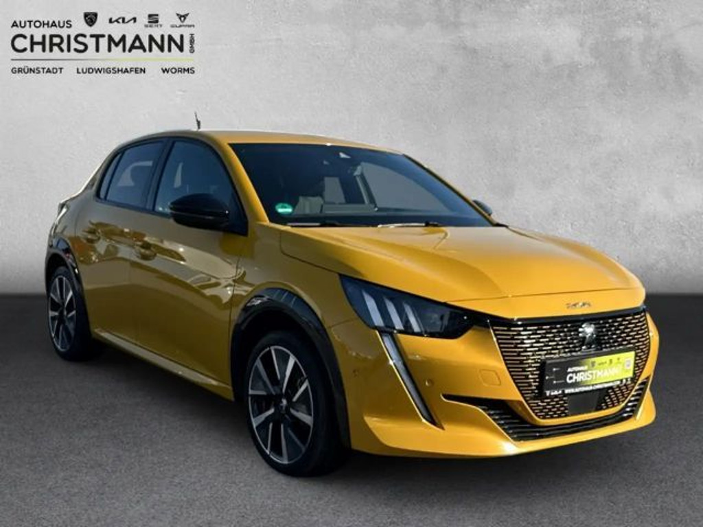 Peugeot e-208