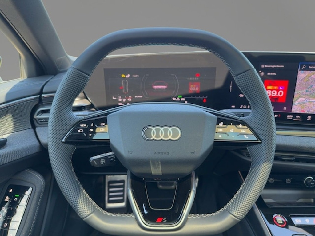 Audi A6 e-tron