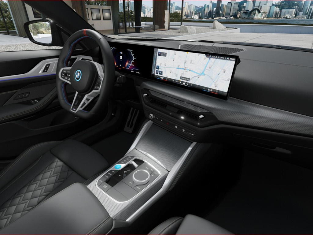 BMW i4