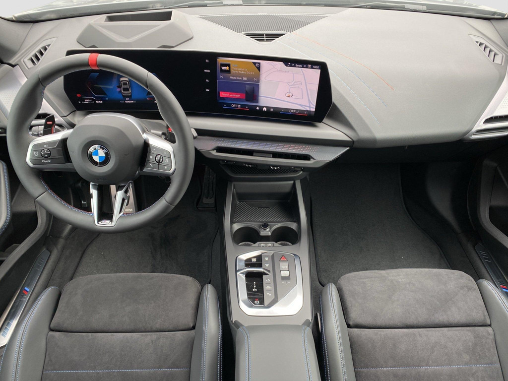 BMW M235