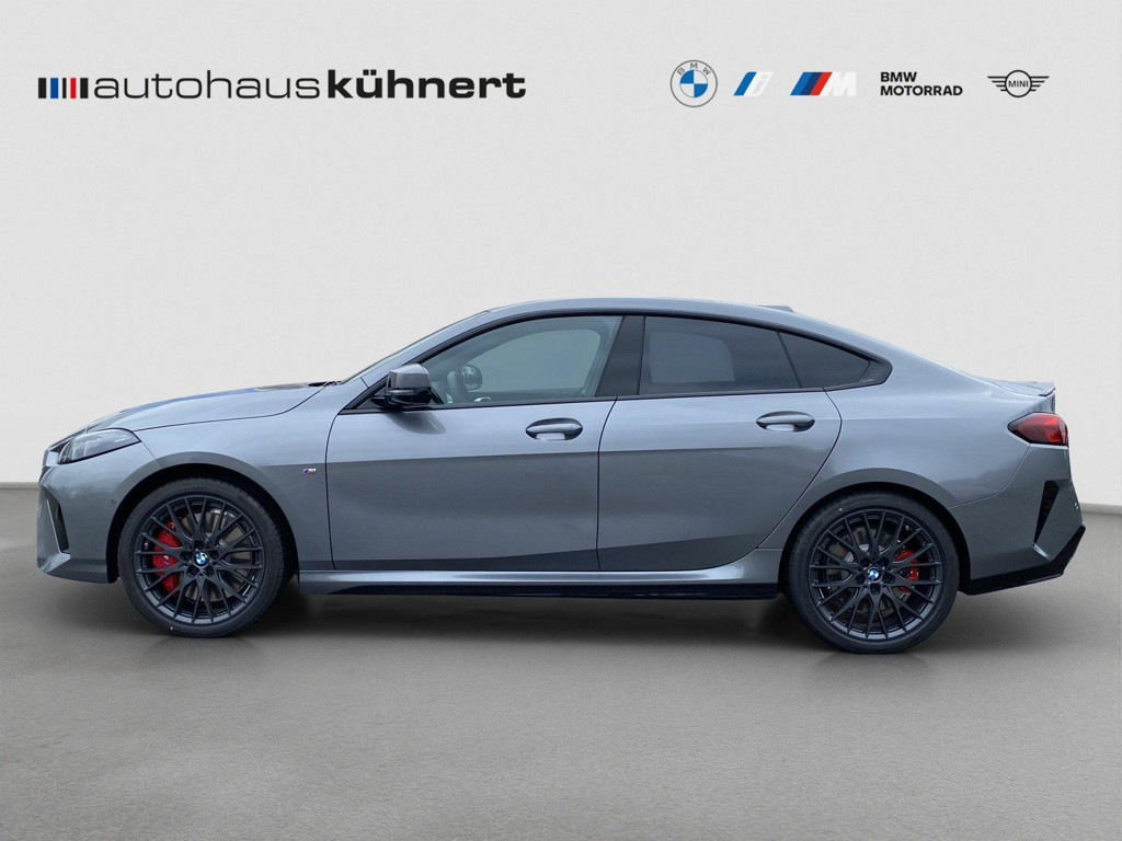 BMW M235