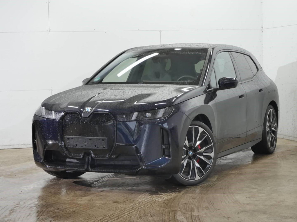 BMW iX xDrive60