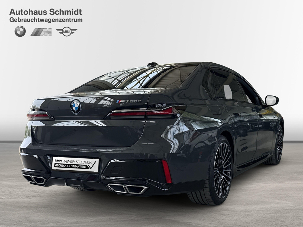 BMW M760