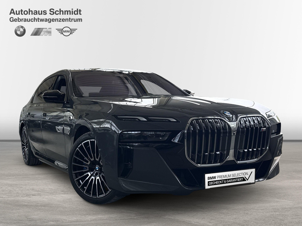 BMW M760