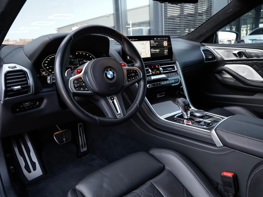 BMW M8