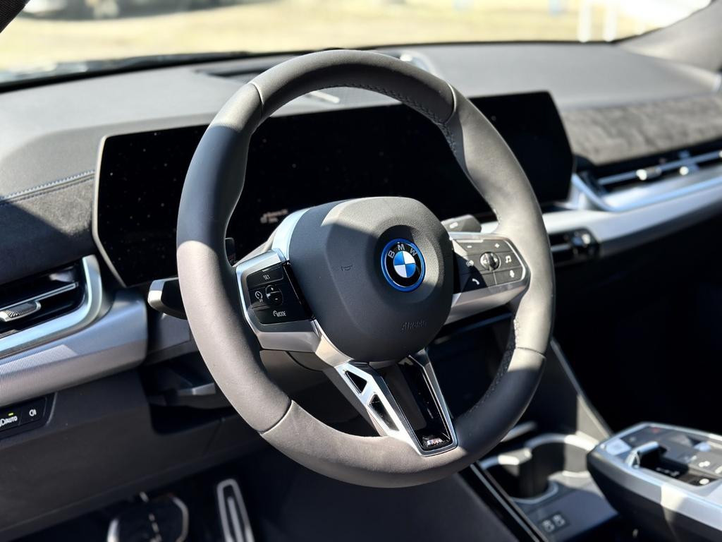 BMW iX2