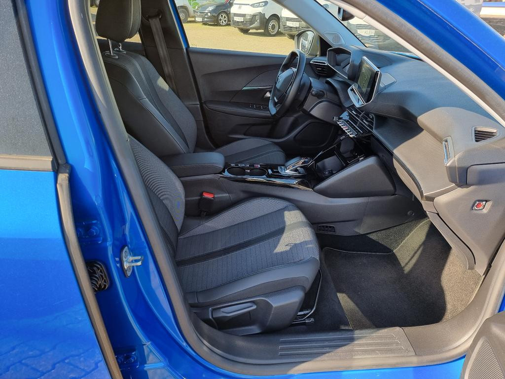 Peugeot e-2008