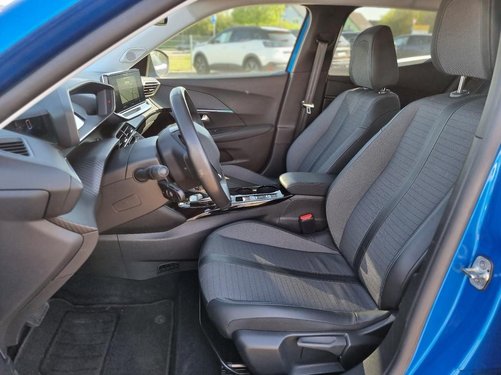 Peugeot e-2008