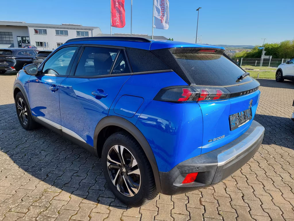 Peugeot e-2008