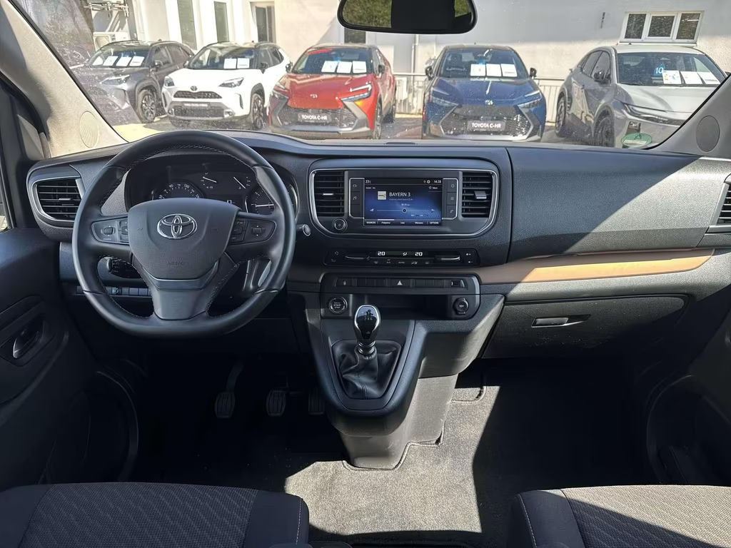 Toyota Proace (Verso)