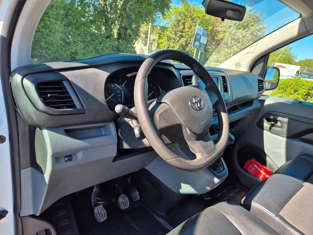 Toyota Proace (Verso)