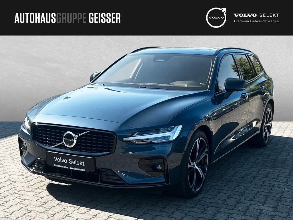 Volvo V60 Hybrid Plus Dark