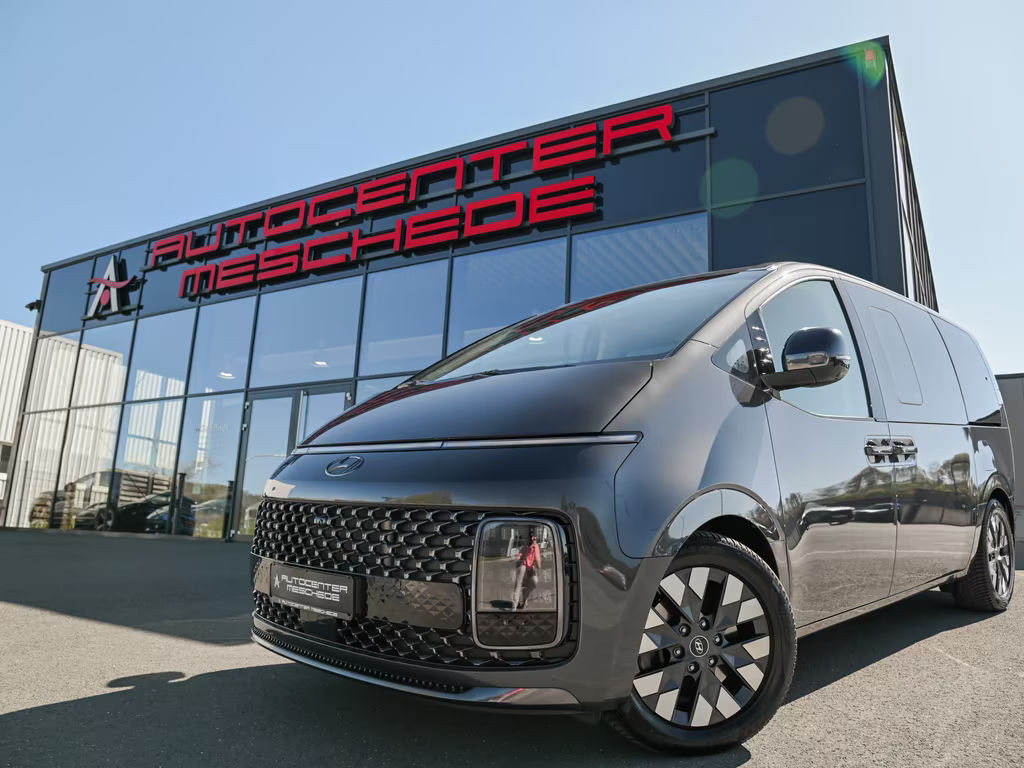 Hyundai Staria Signature Vierwielaandrijving