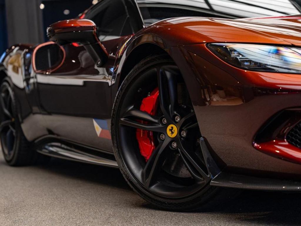Ferrari 296