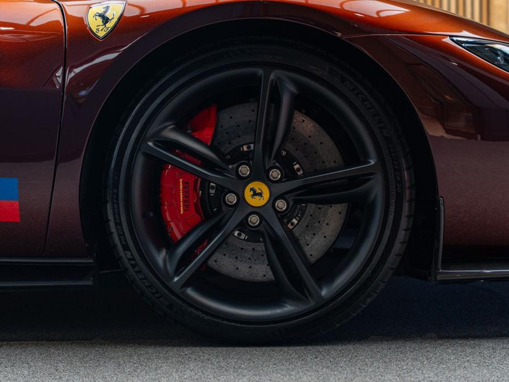 Ferrari 296