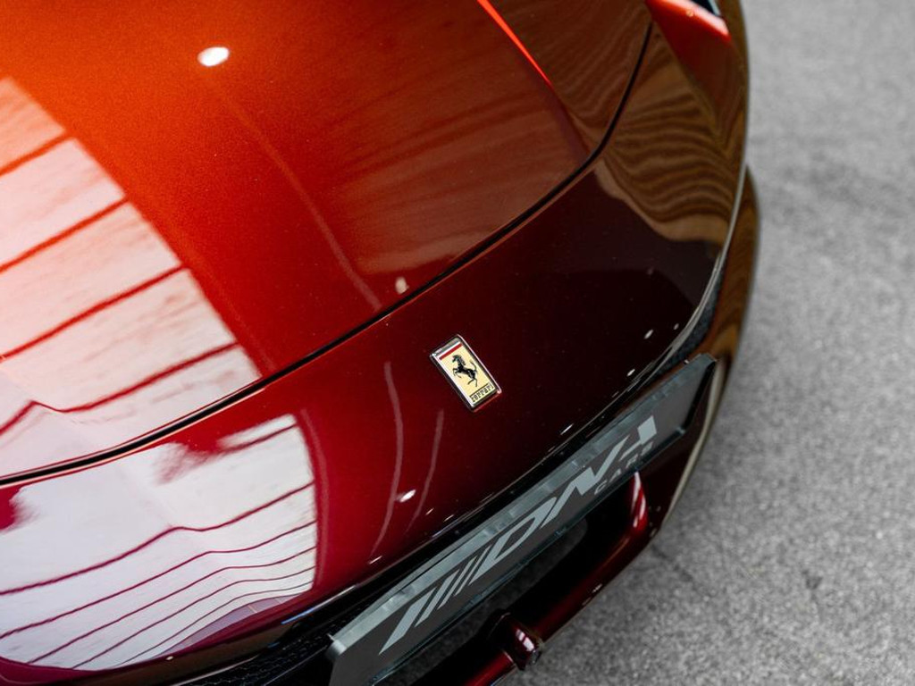 Ferrari 296