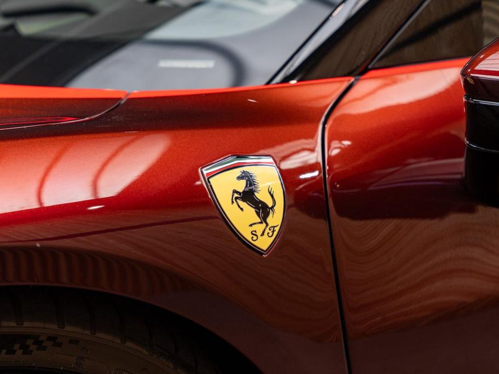 Ferrari 296