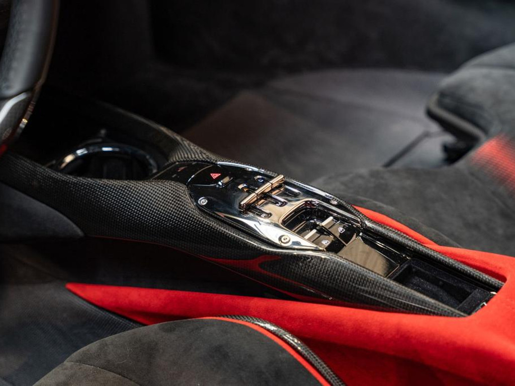 Ferrari 296