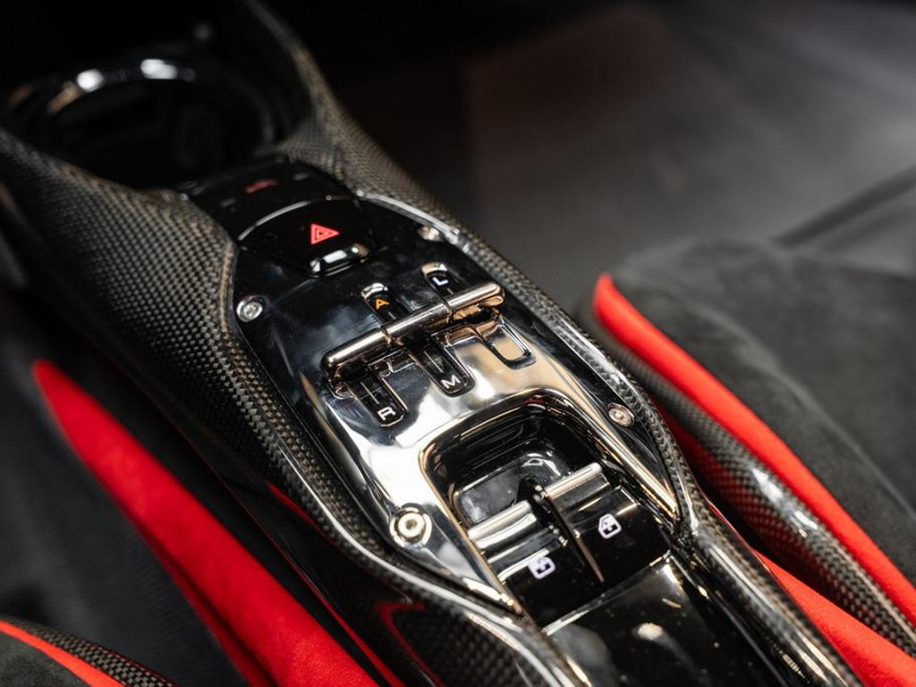 Ferrari 296