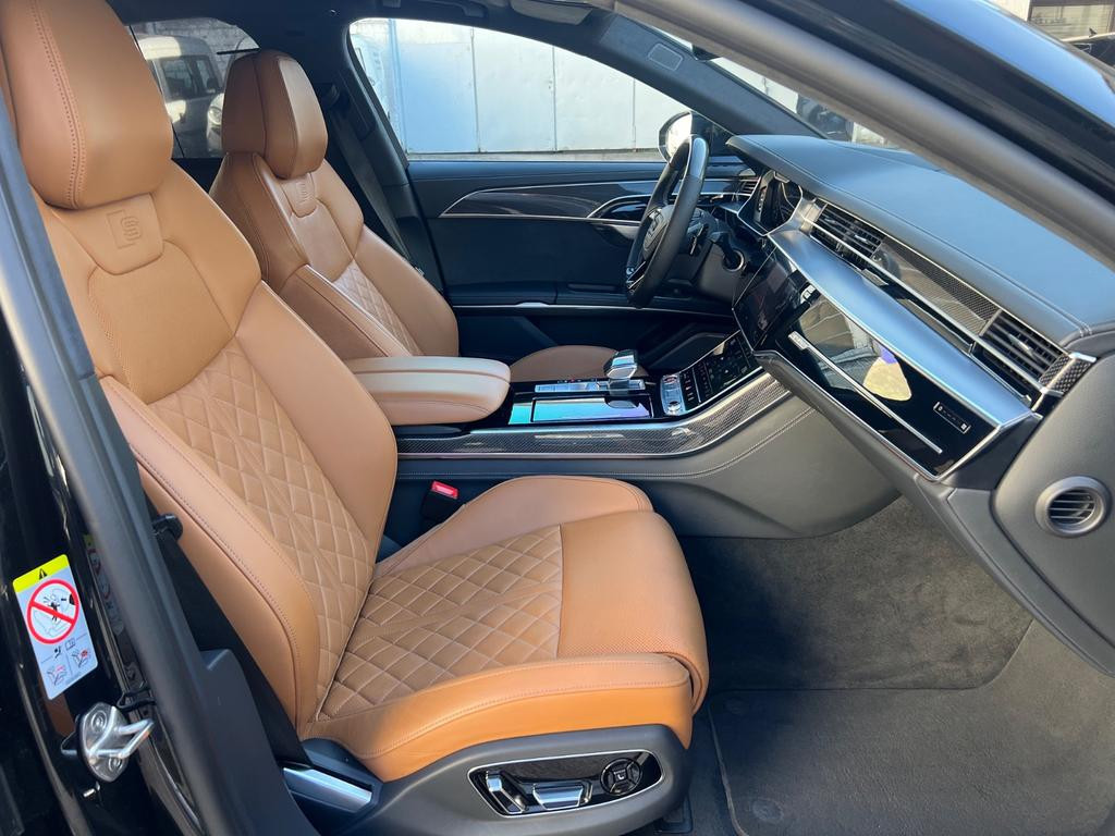 Audi S8