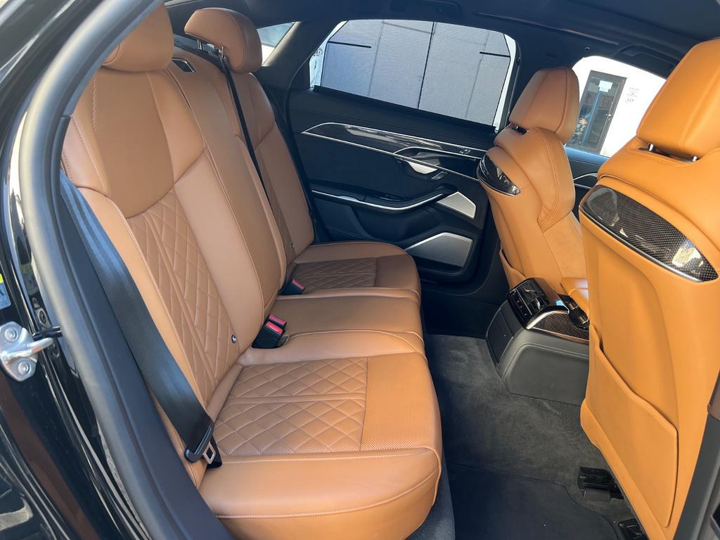 Audi S8