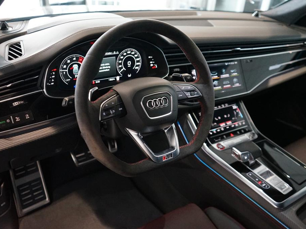 Audi RS Q8