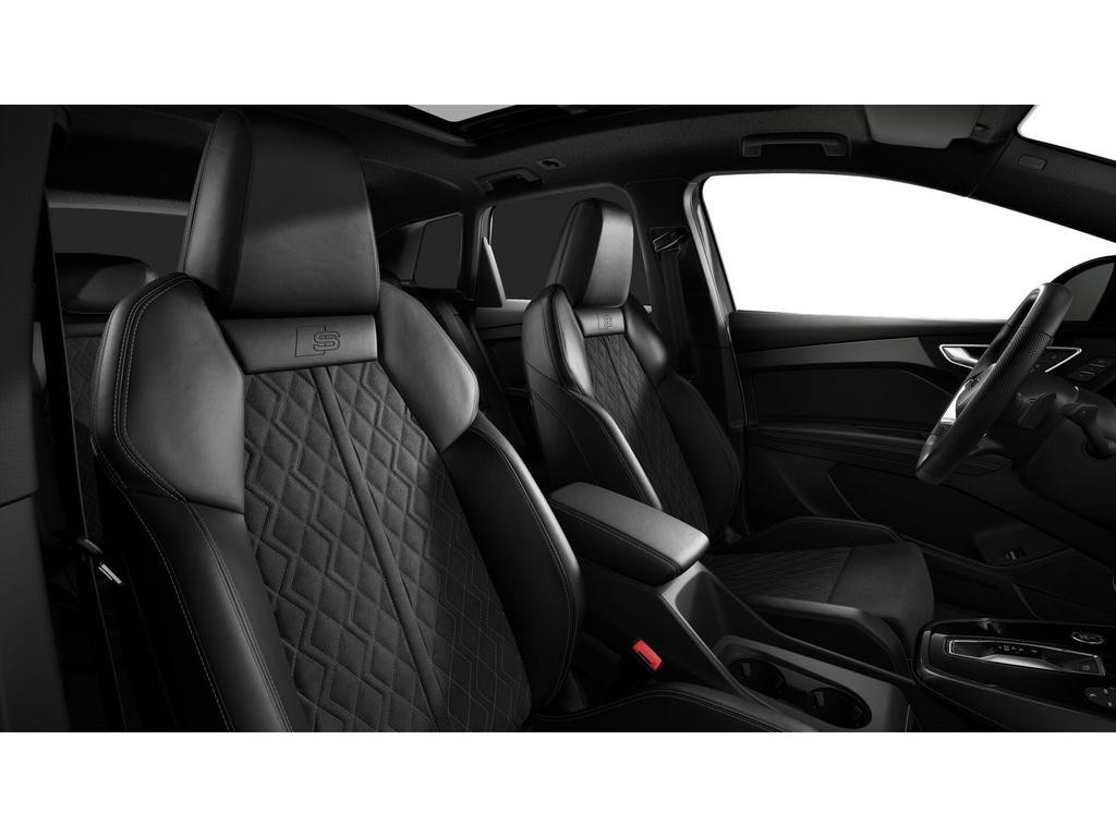 Audi Q4 e-tron 45 AHK SONOS MATRIX-LED PANO HUD ACC