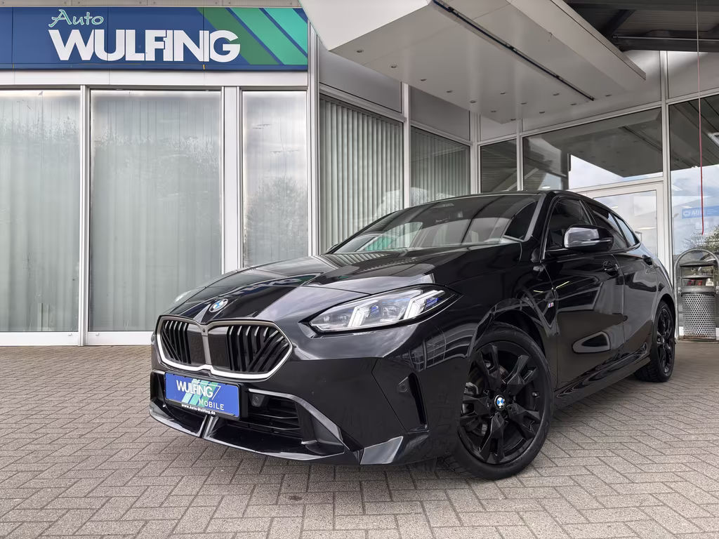 BMW 1 Serie 120 M-Sport Sedan