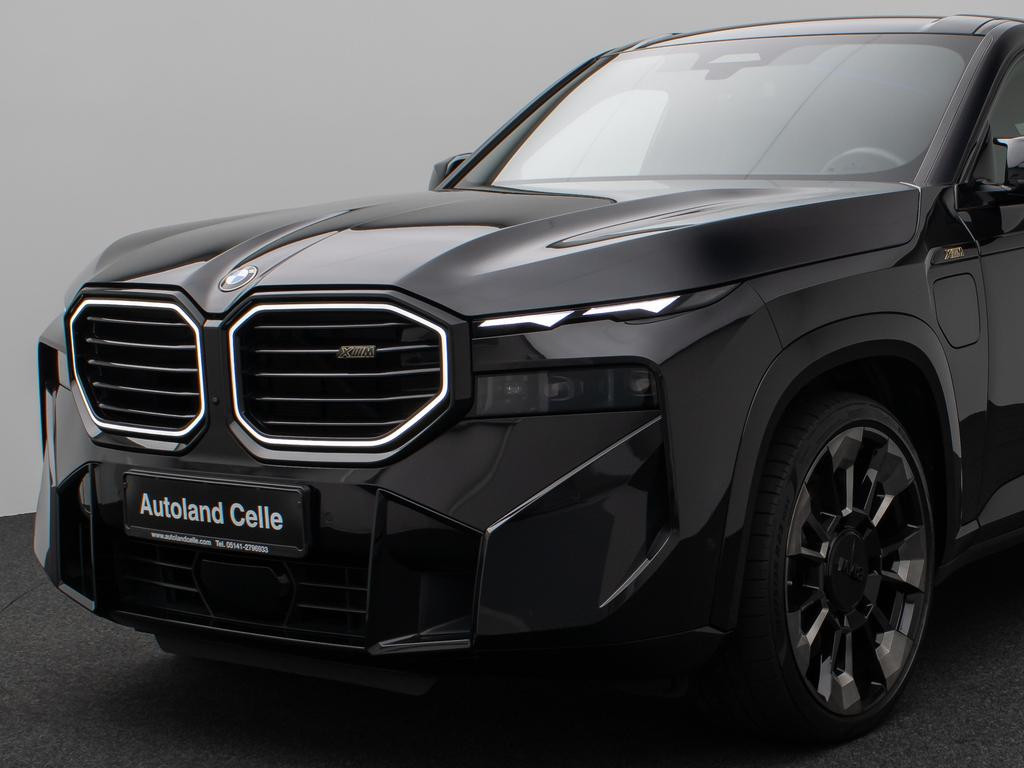 BMW XM