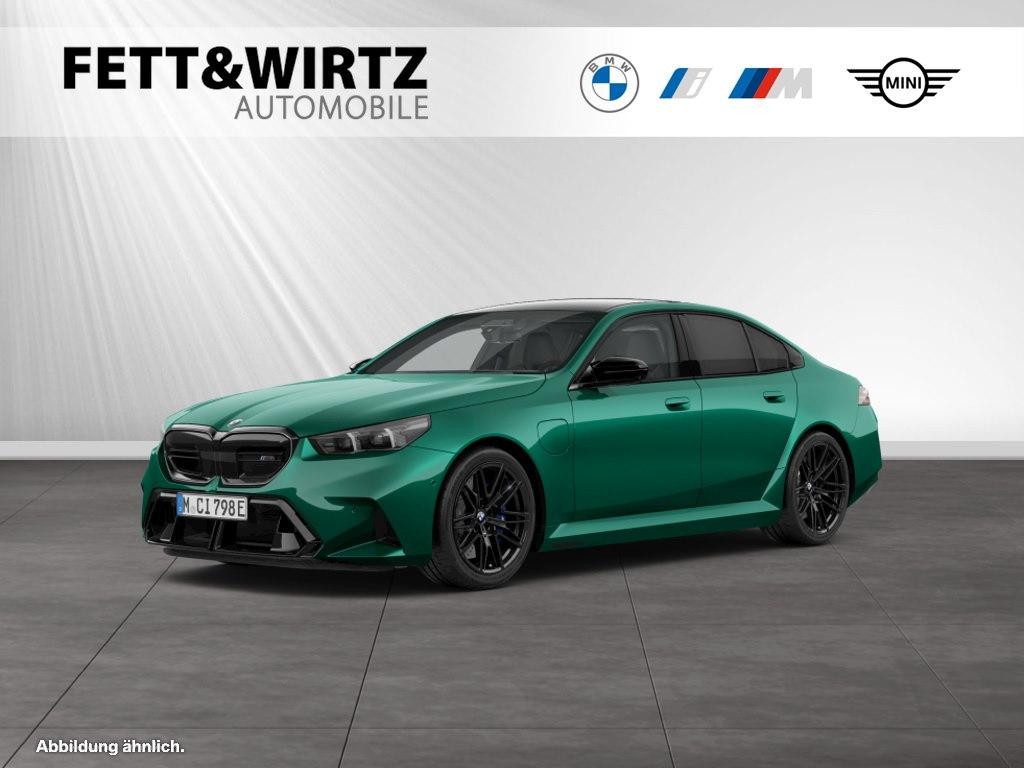 BMW M5 Sedan