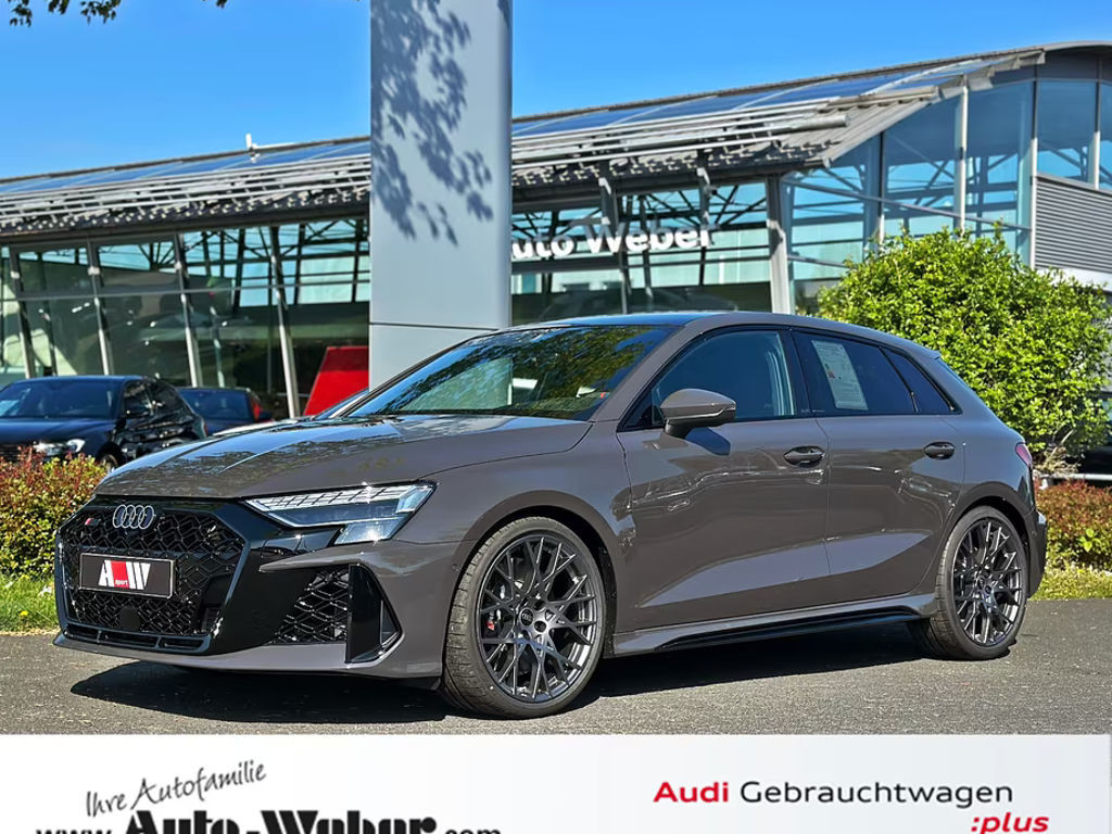 Audi RS3 Sportback Sedan