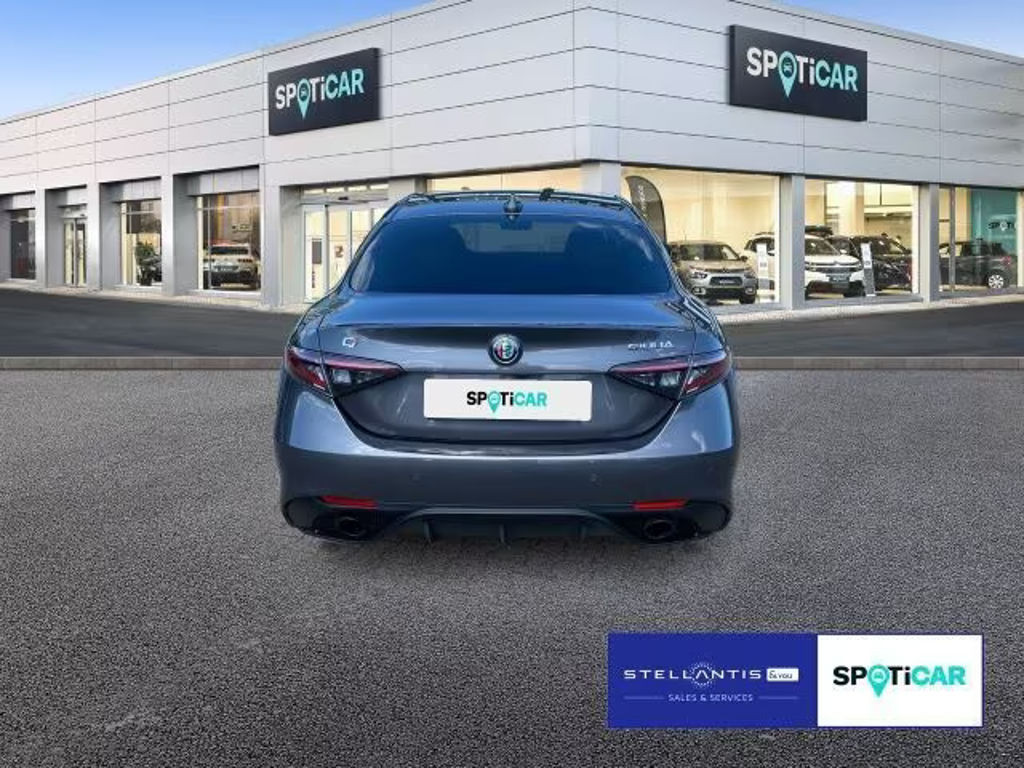 Alfa Romeo Giulia
