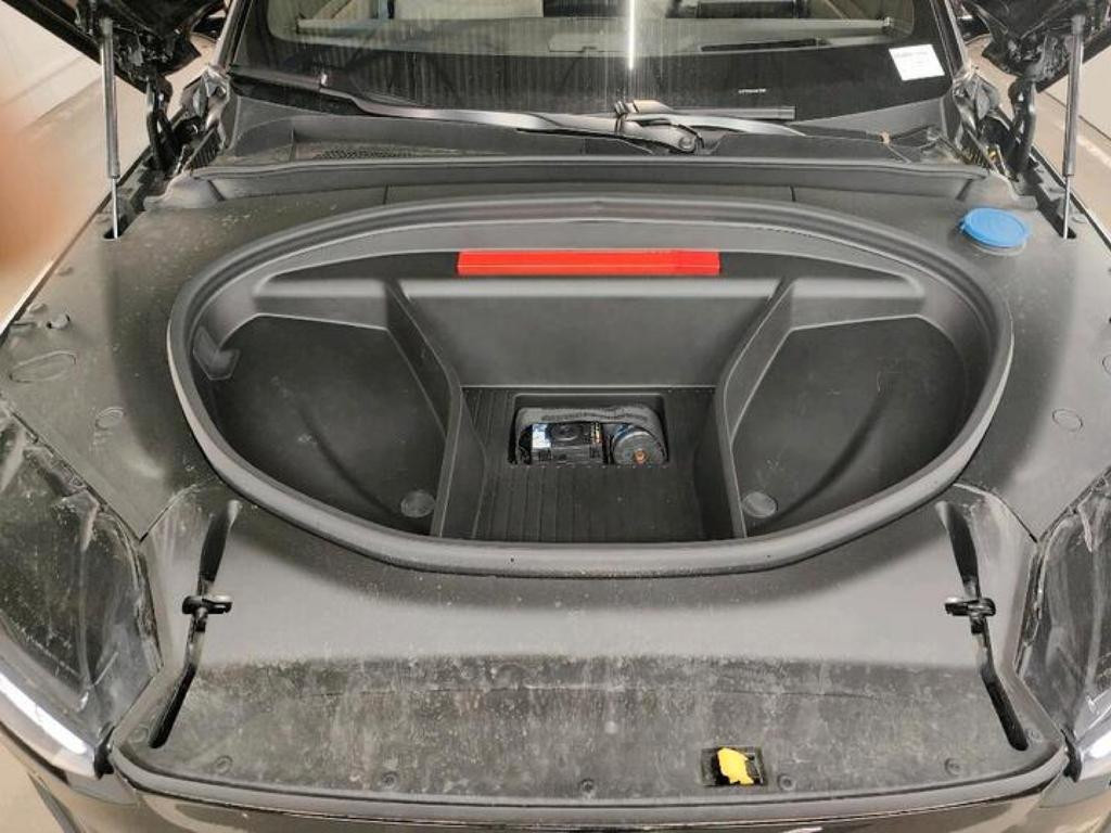 Volvo EX90
