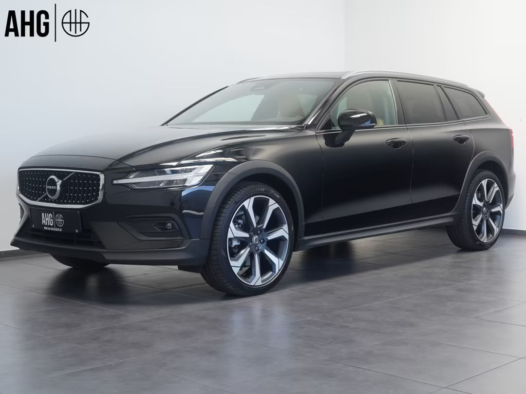 Volvo V60 Cross Country AWD Ultimate Dark