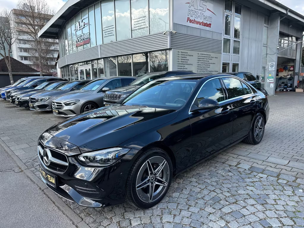 Mercedes-Benz C-Klasse C 300 AMG Line AVANTGARDE Sedan