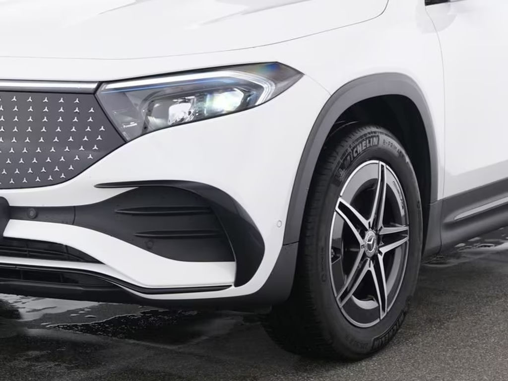 Mercedes-Benz E-Klasse EQB AMG Line 250