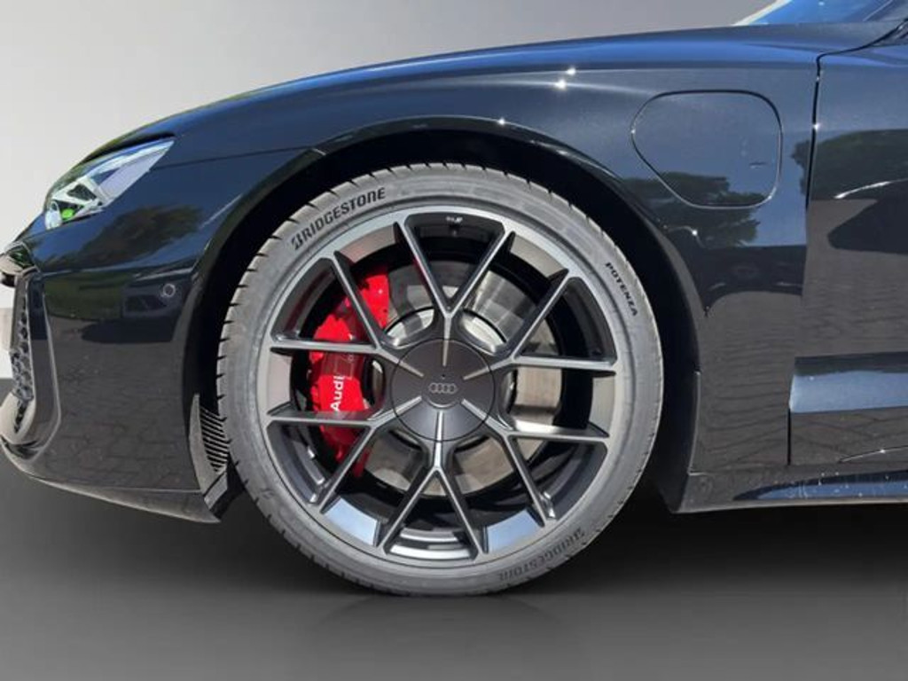 Audi RS e-tron GT