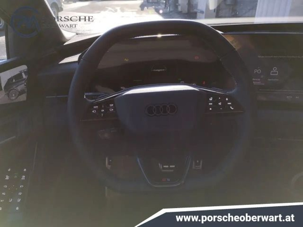 Audi S6 e-tron