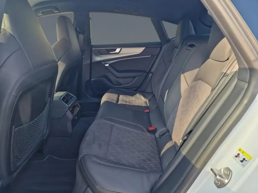 Audi S7