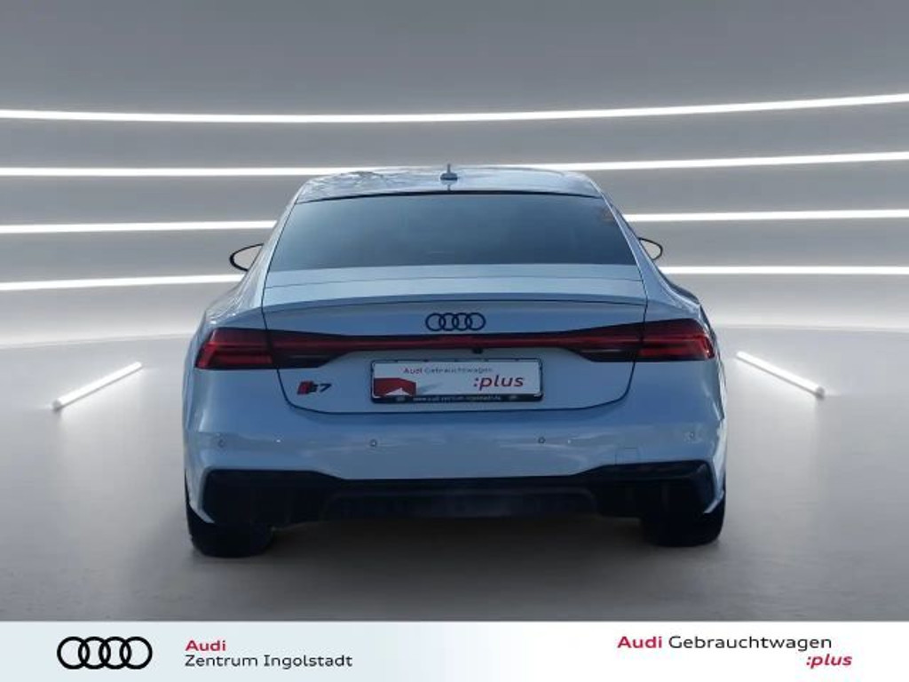 Audi S7