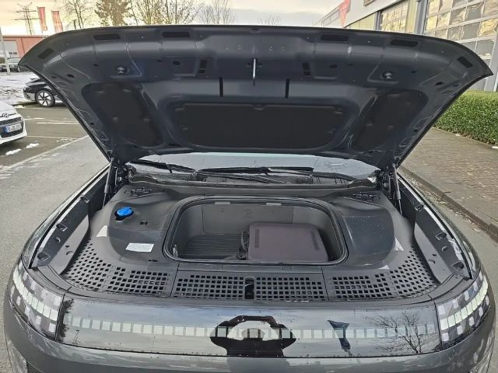 Hyundai IONIQ 9