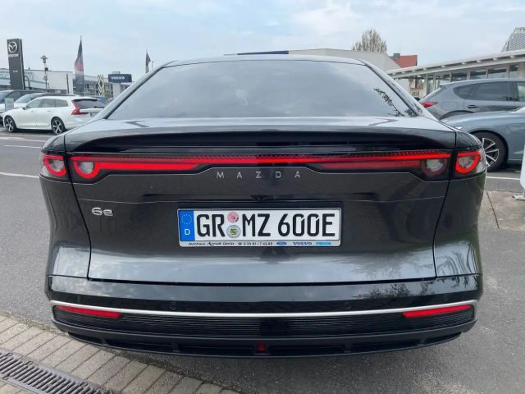 Mazda 6e