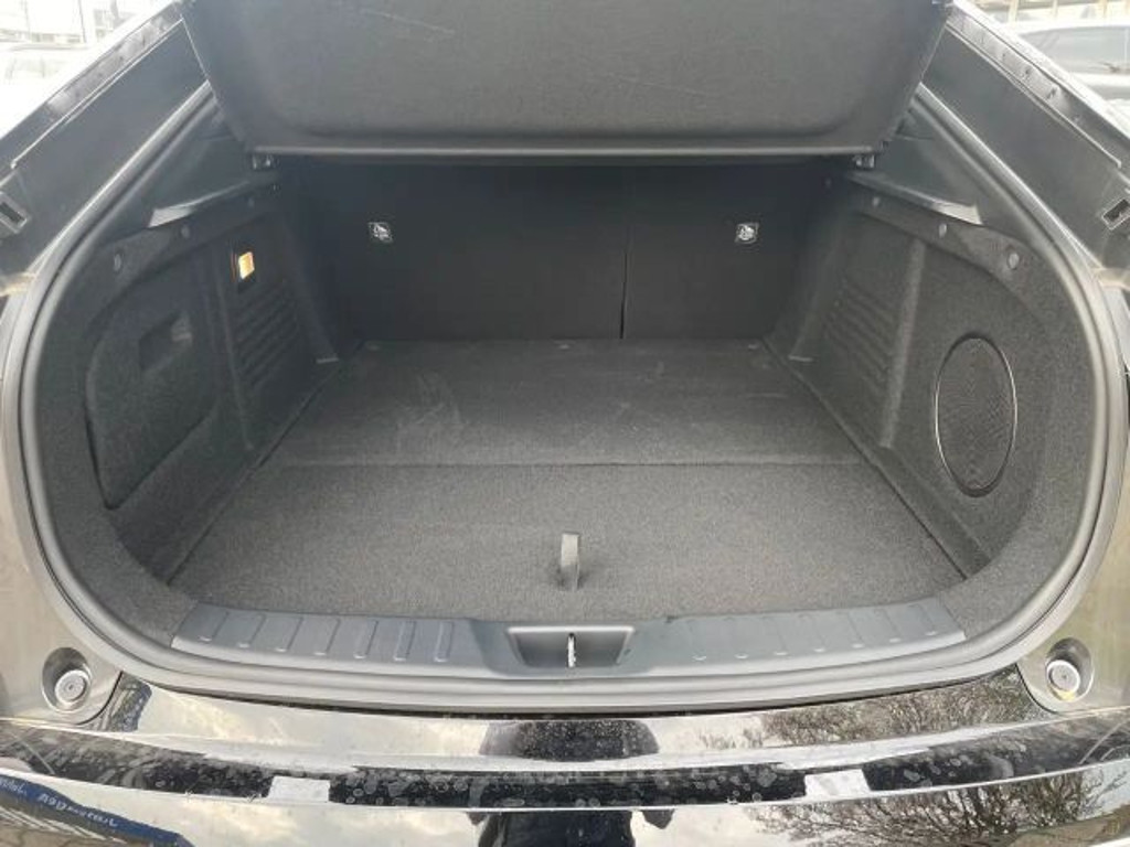 Mazda 6e